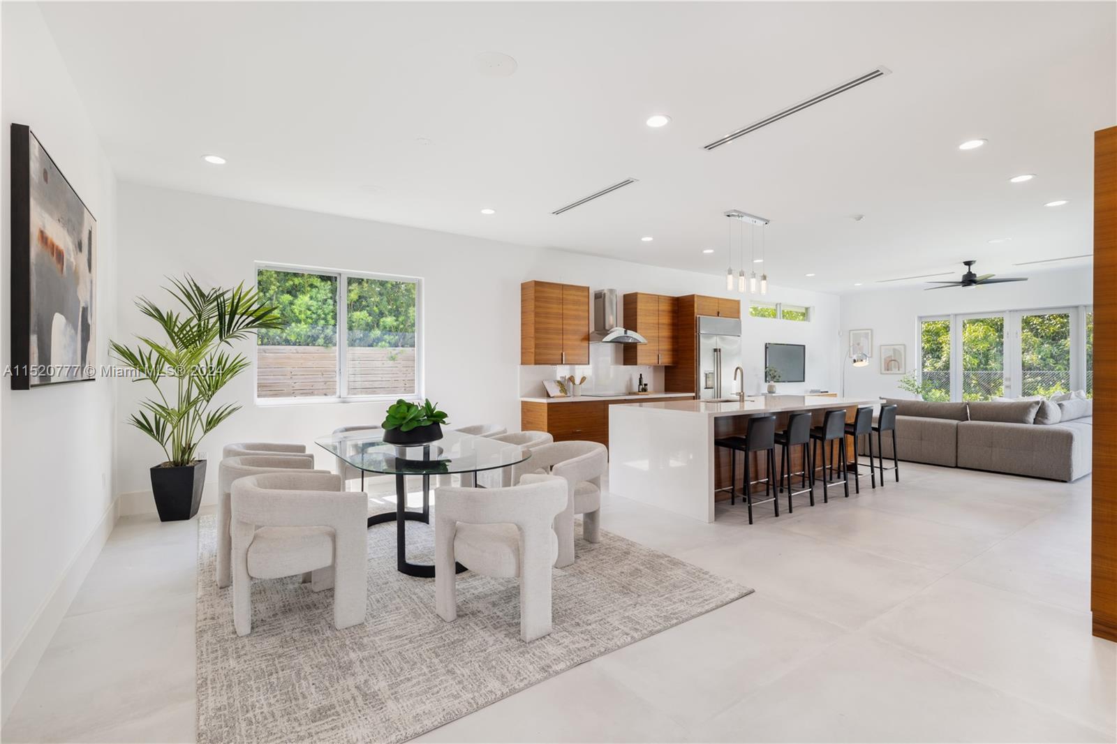 PINEWOOD ACRESS DEVELOPME - Residential