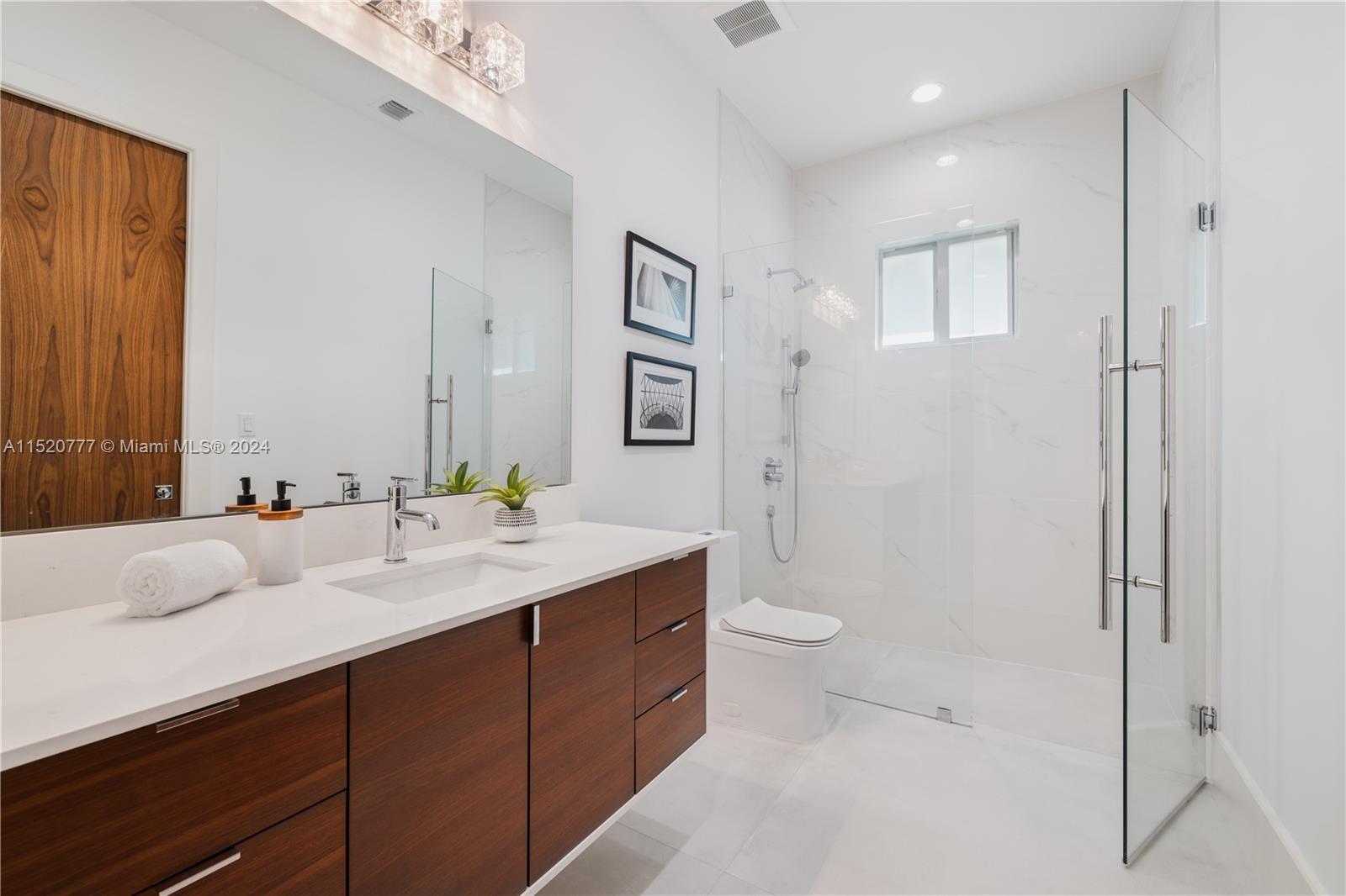 PINEWOOD ACRESS DEVELOPME - Residential