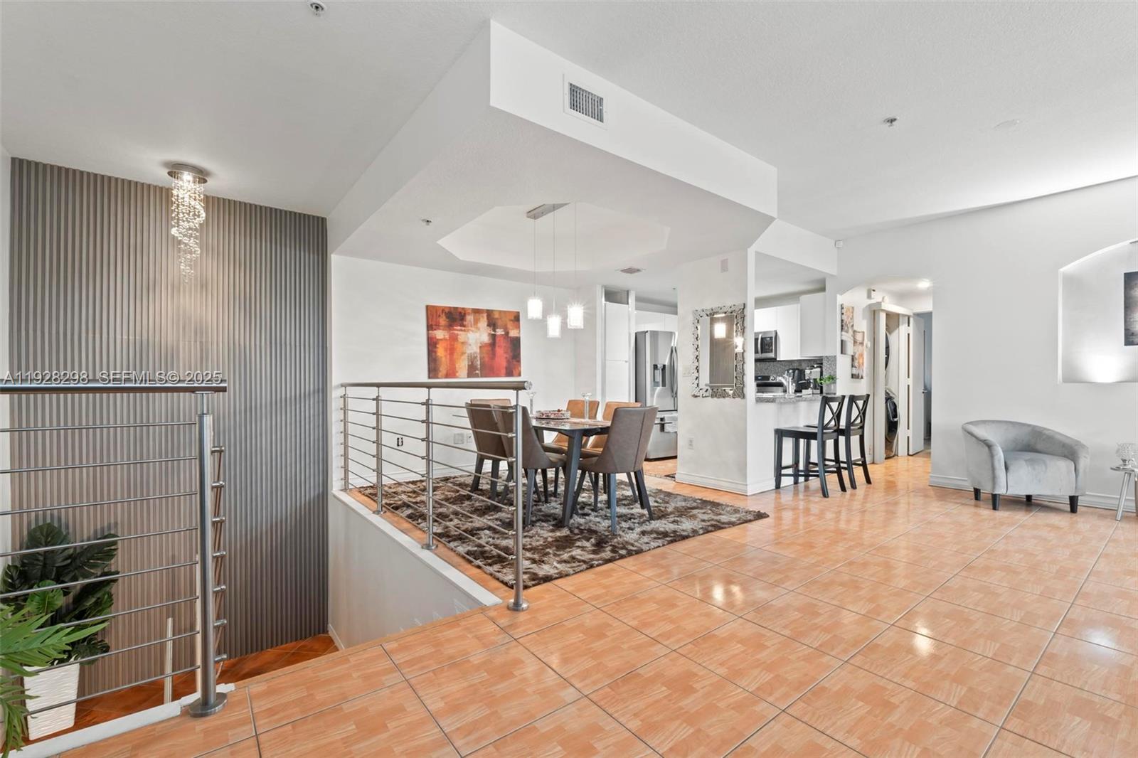 THE COURTS AT DORAL ISLES - Residential