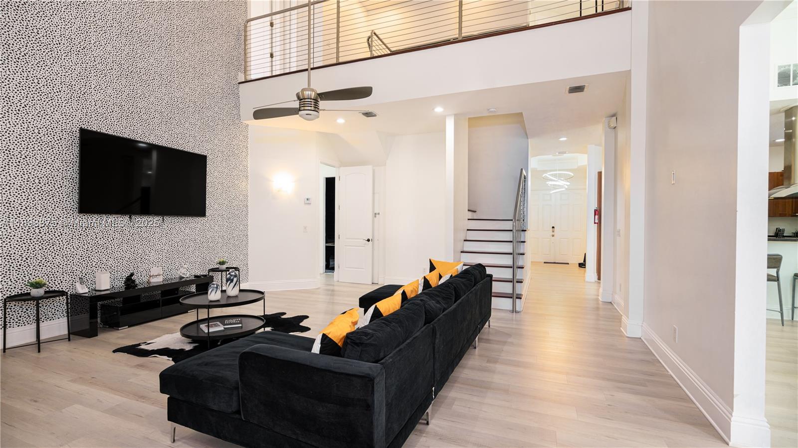 FLORAL RIDGE ADDITION - Residential Lease