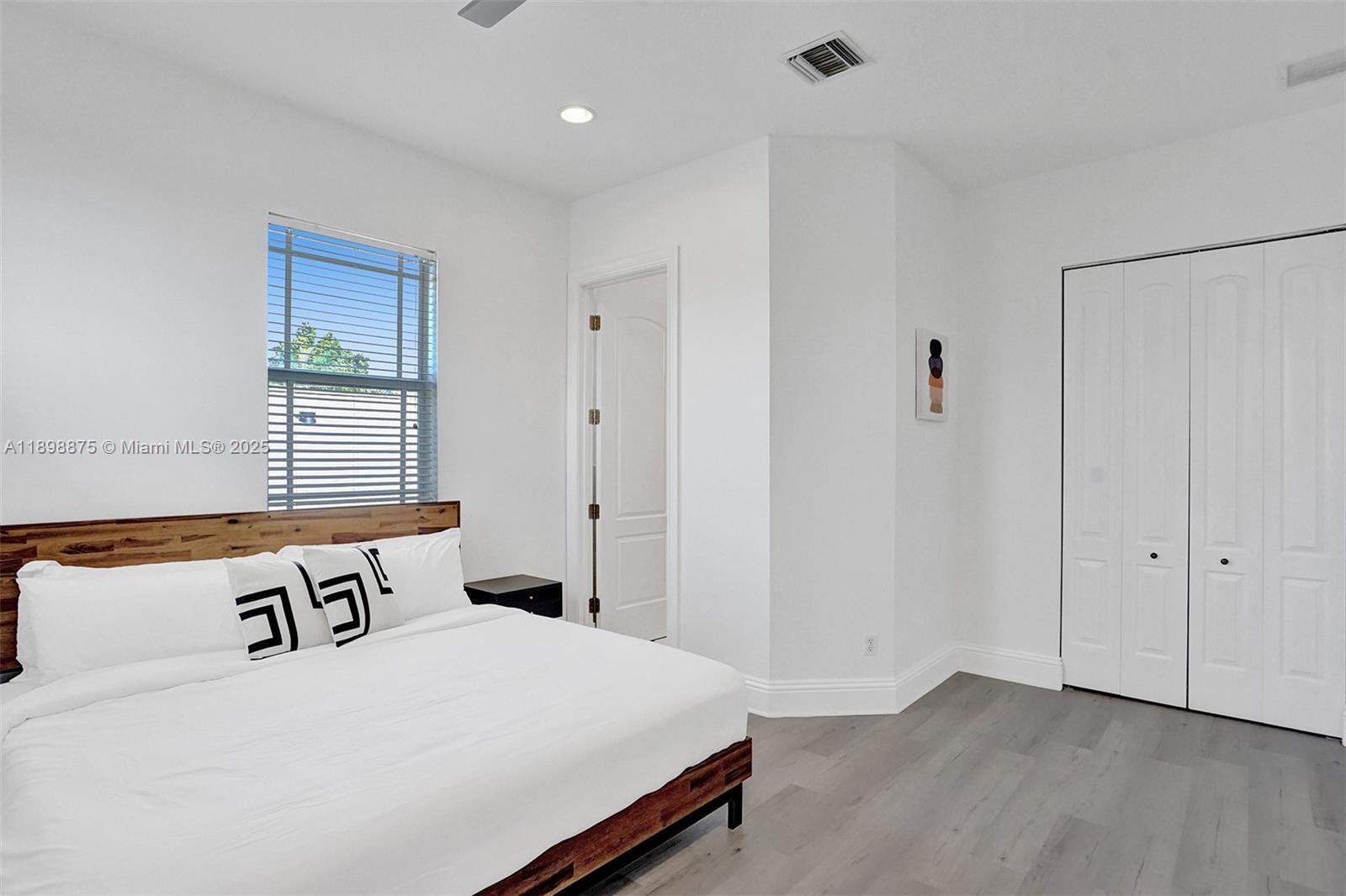 FLORAL RIDGE ADDITION - Residential Lease