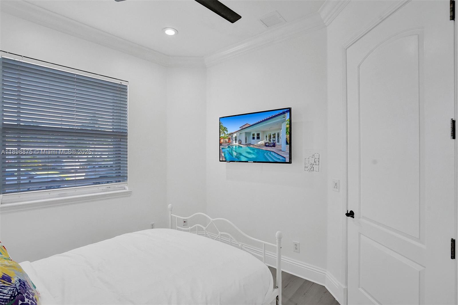 FLORAL RIDGE ADDITION - Residential Lease