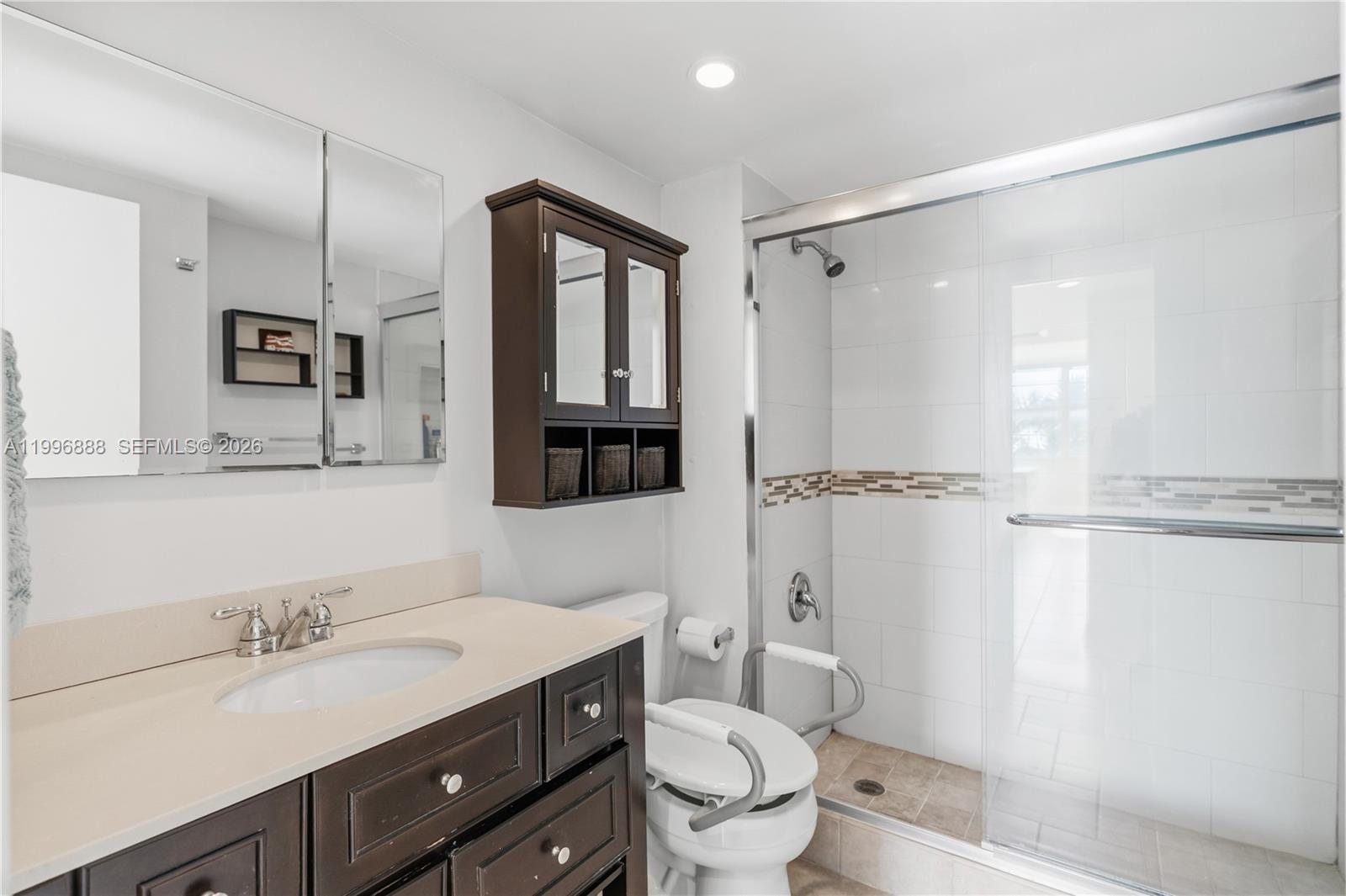 OCEAN PARK CONDO - Residential