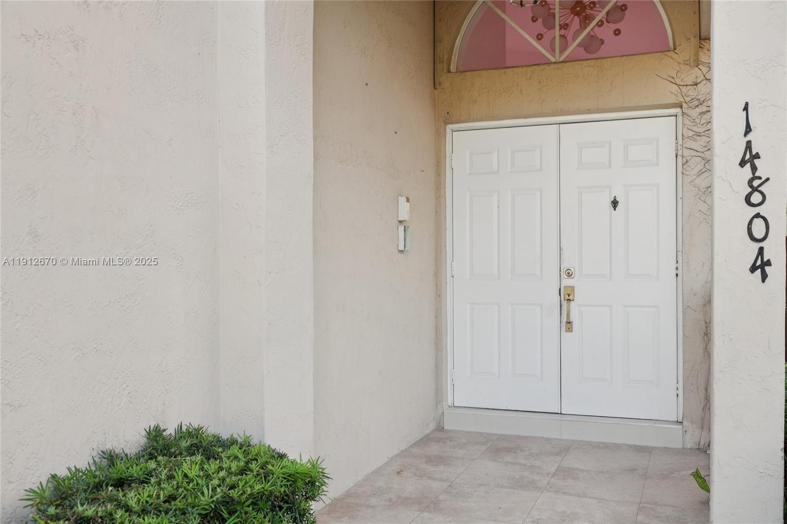 OAK CREEK - Residential