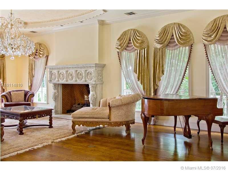 HILLSBORO MILE - Residential