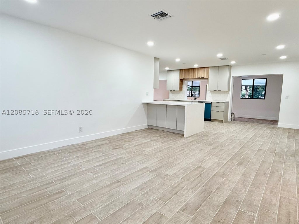 Photo of 2201 N 54th Ave #0, Hollywood, FL 33021 (MLS # A12085718)