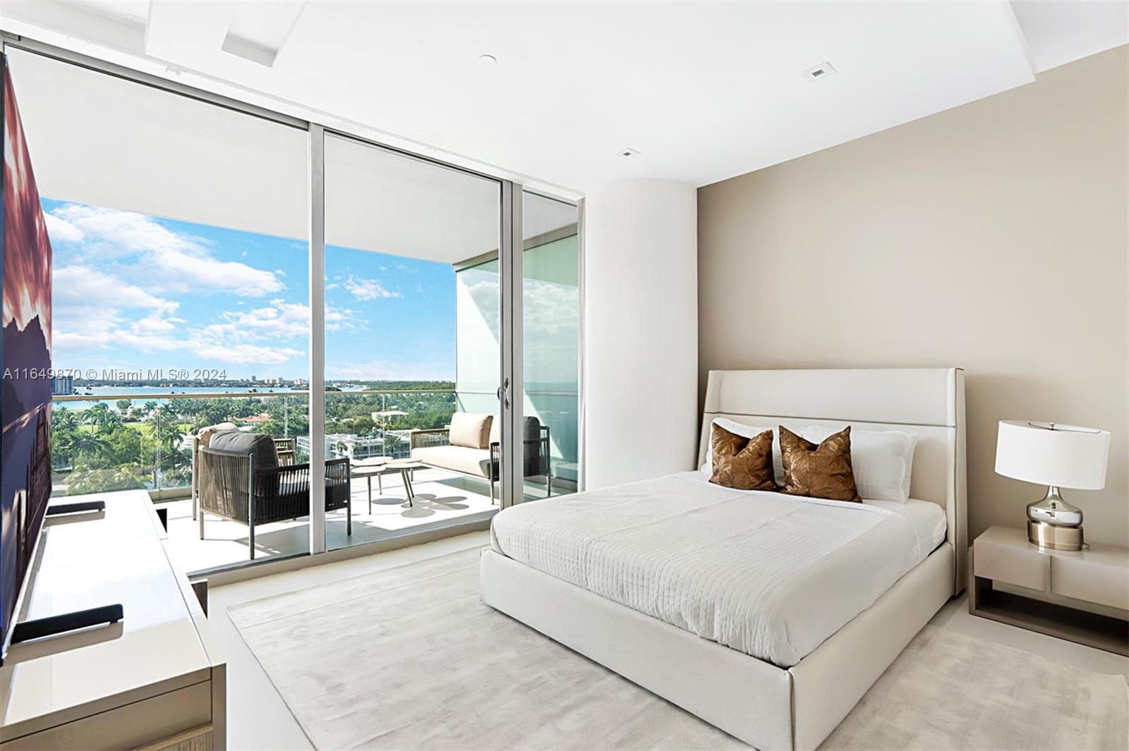 OCEANA BAL HARBOUR CONDO - Residential