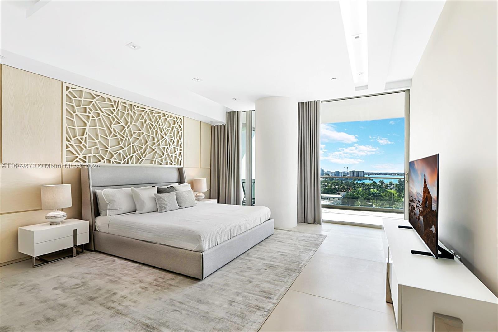 OCEANA BAL HARBOUR CONDO - Residential