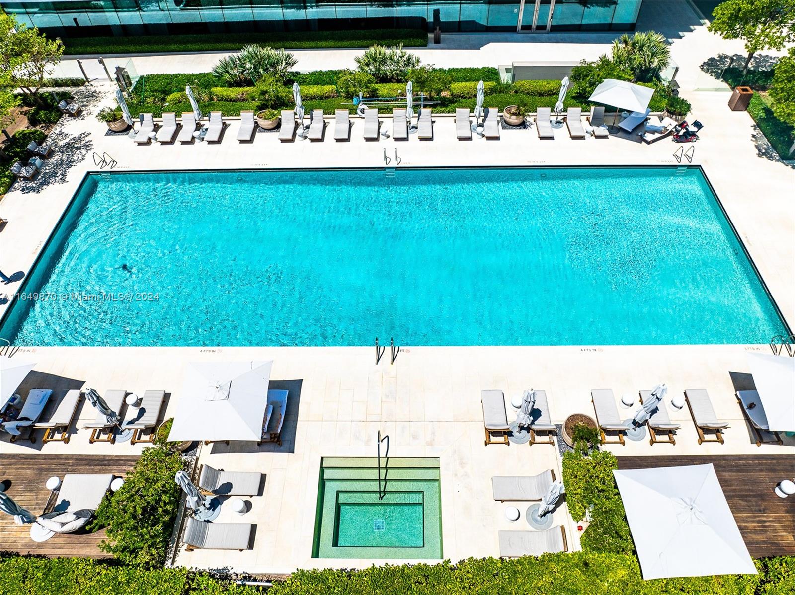 OCEANA BAL HARBOUR CONDO - Residential