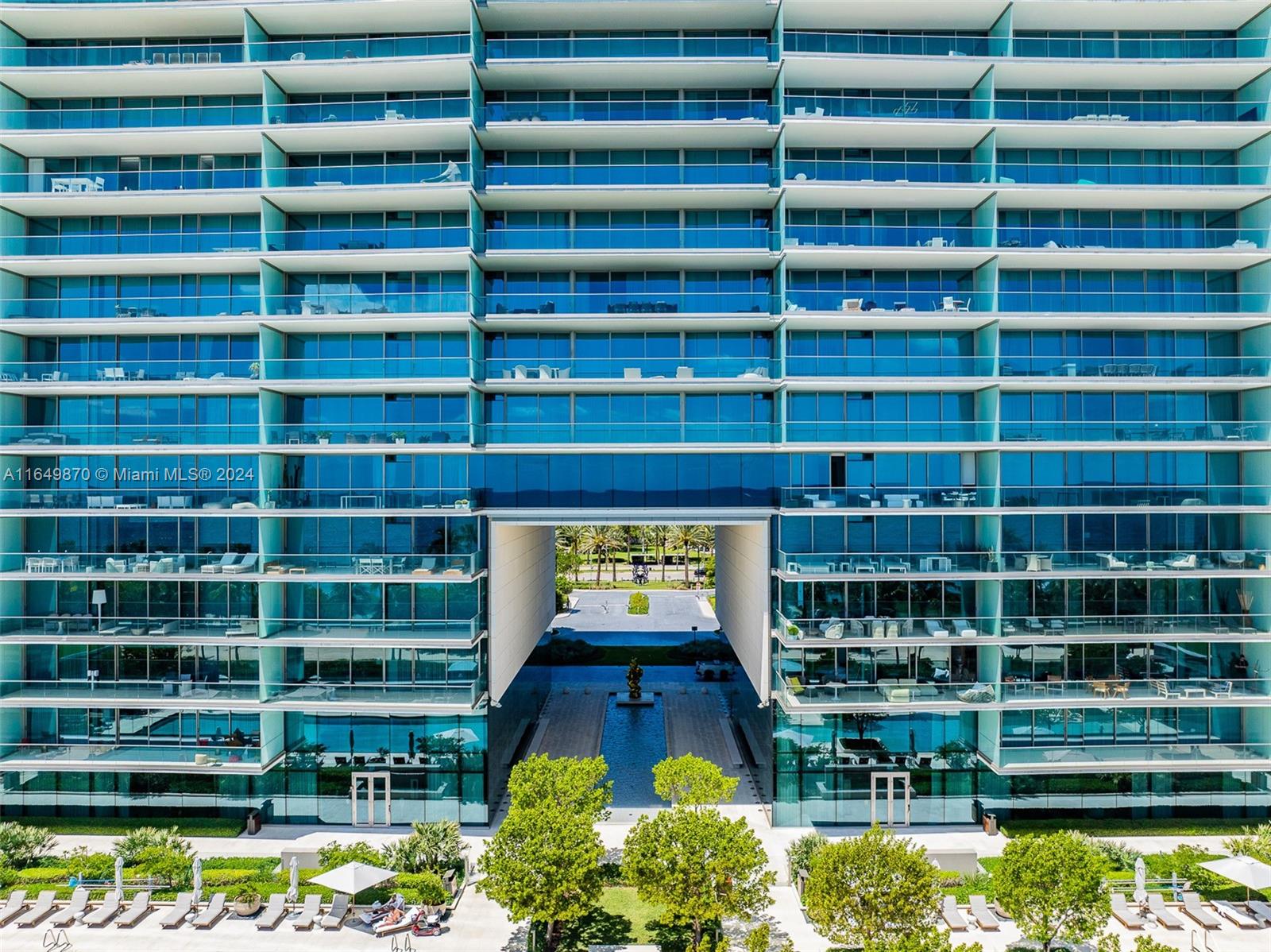 OCEANA BAL HARBOUR CONDO - Residential