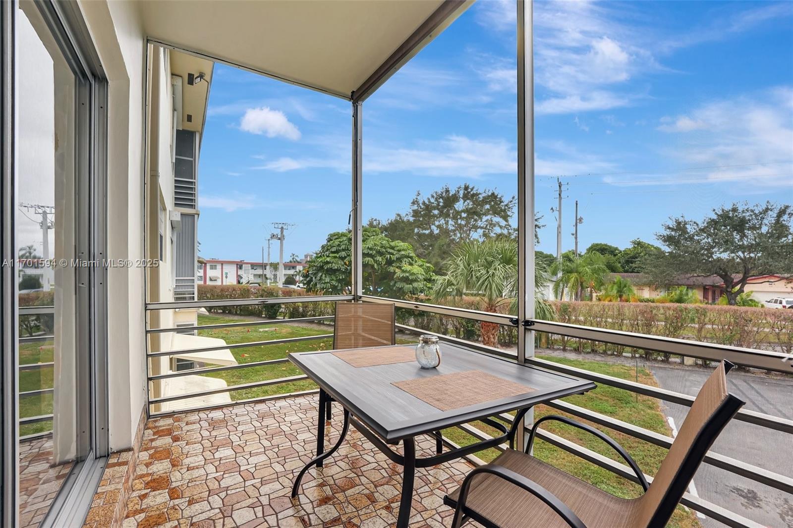 KENWOOD HALL CONDO - Residential