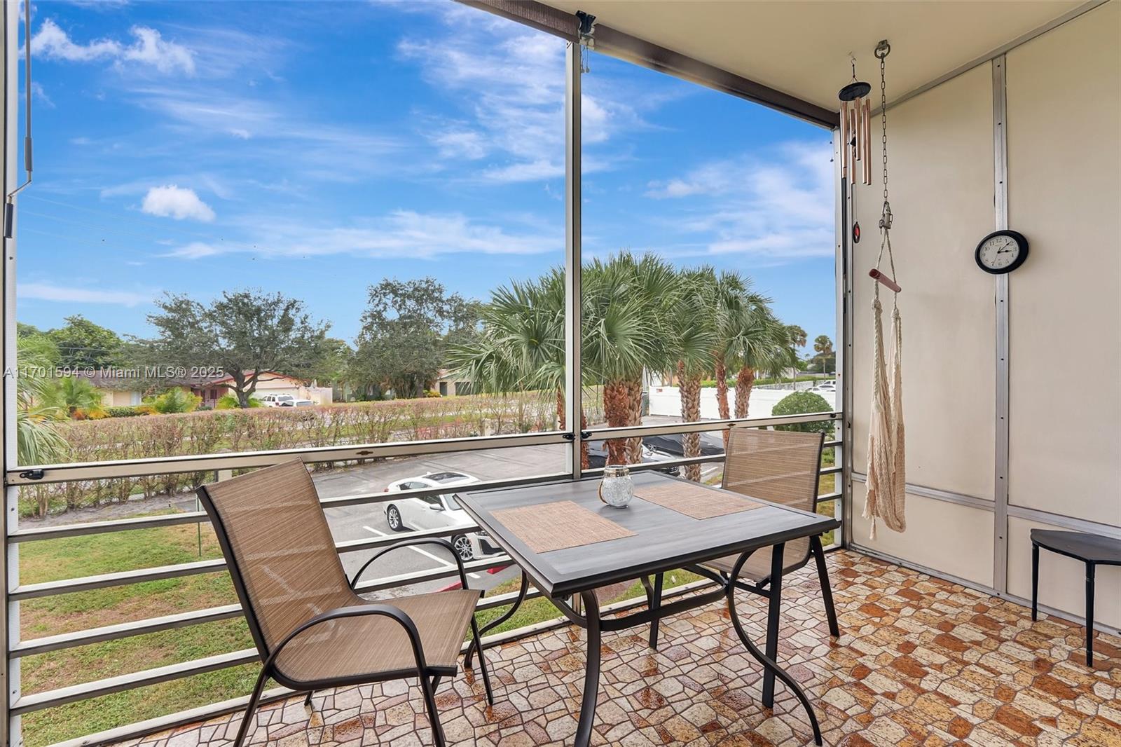 KENWOOD HALL CONDO - Residential