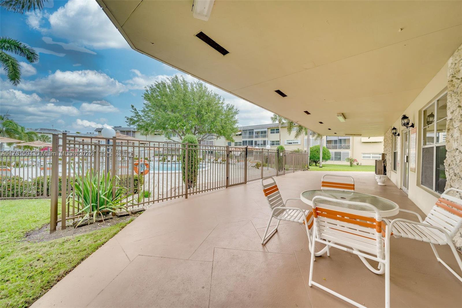 KENWOOD HALL CONDO - Residential