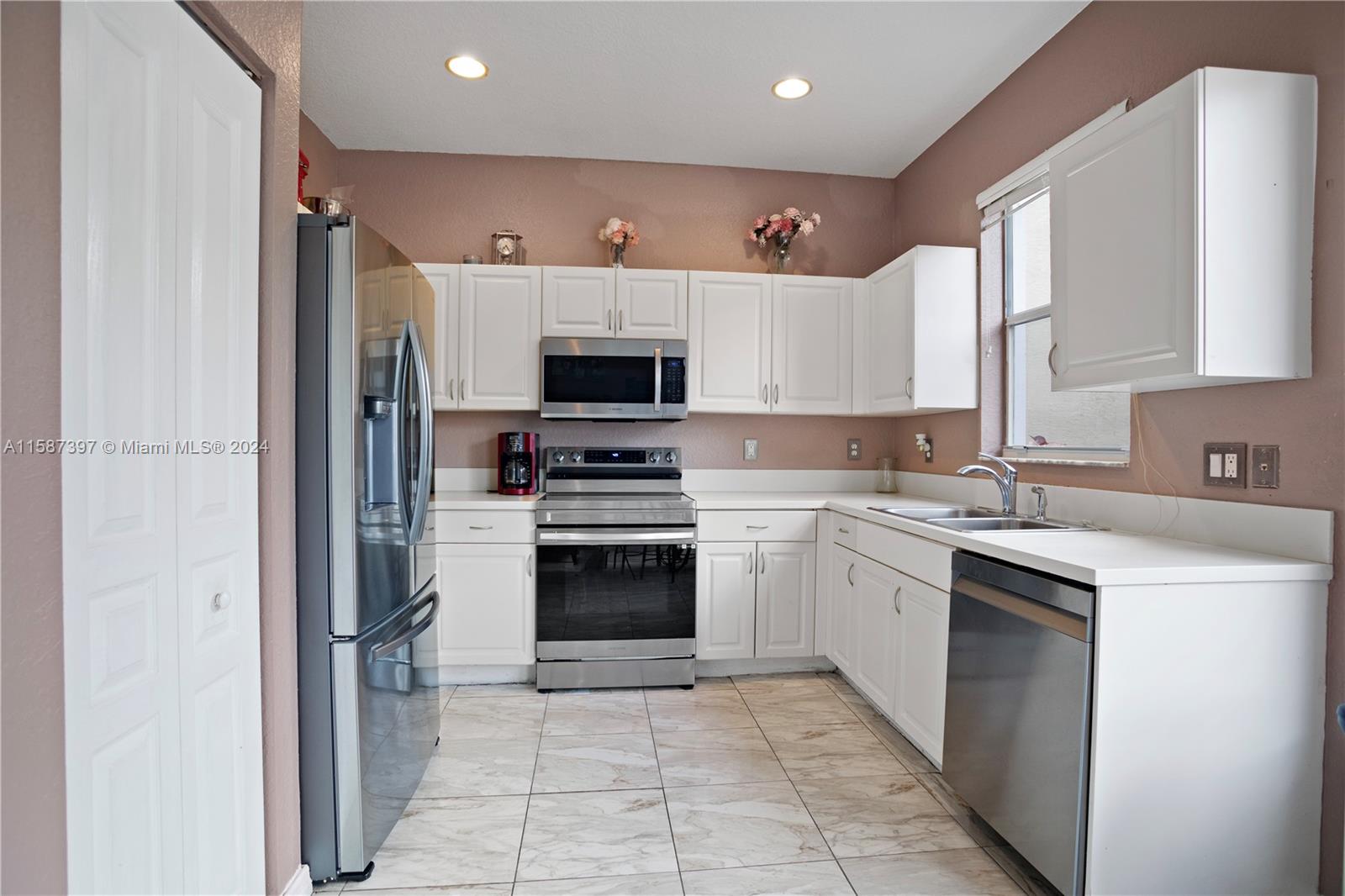 NAUTICA LAKES PUD 1 - Residential