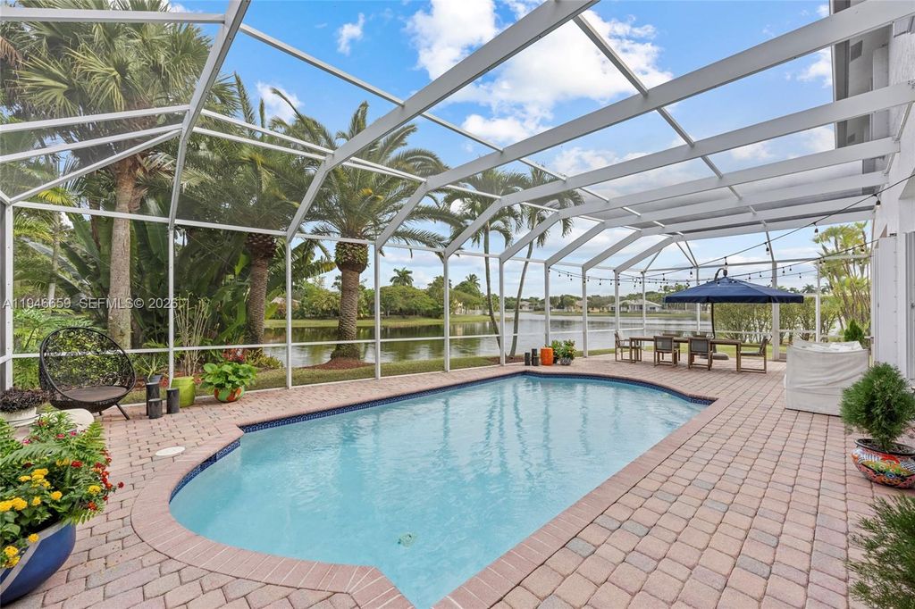 Photo of 3905 Osprey Ct, Weston, FL 33331 (MLS # A11946659)