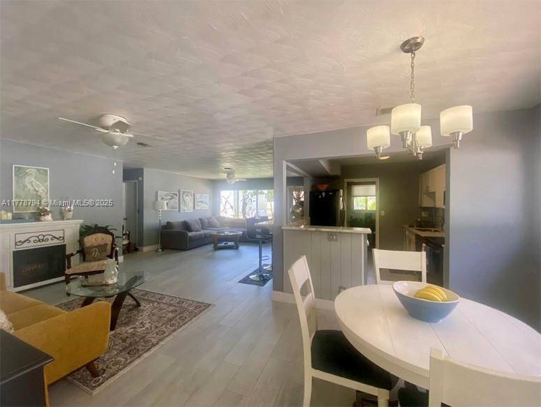 LYONS PARK FIRST ADD - Residential Lease