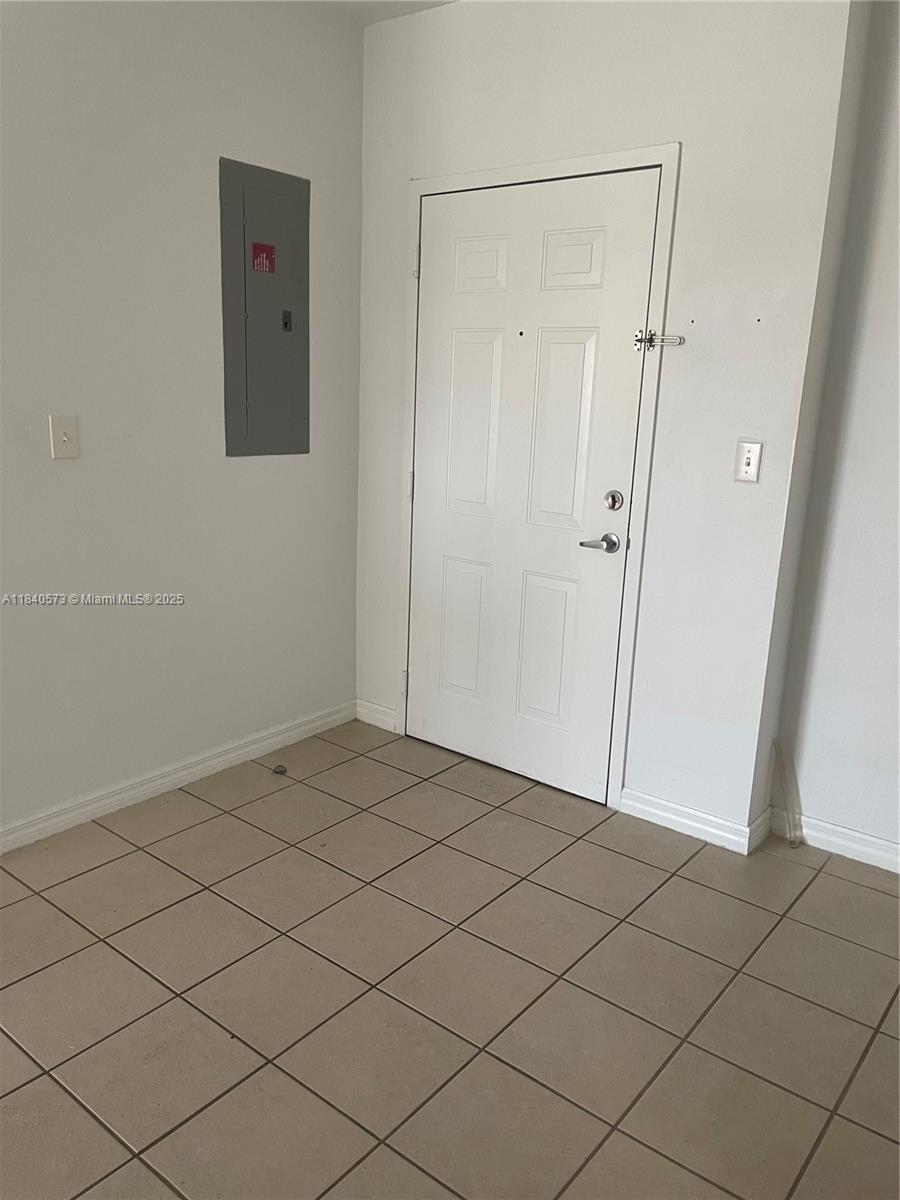 PARADISE POINTE CONDO - Residential Lease