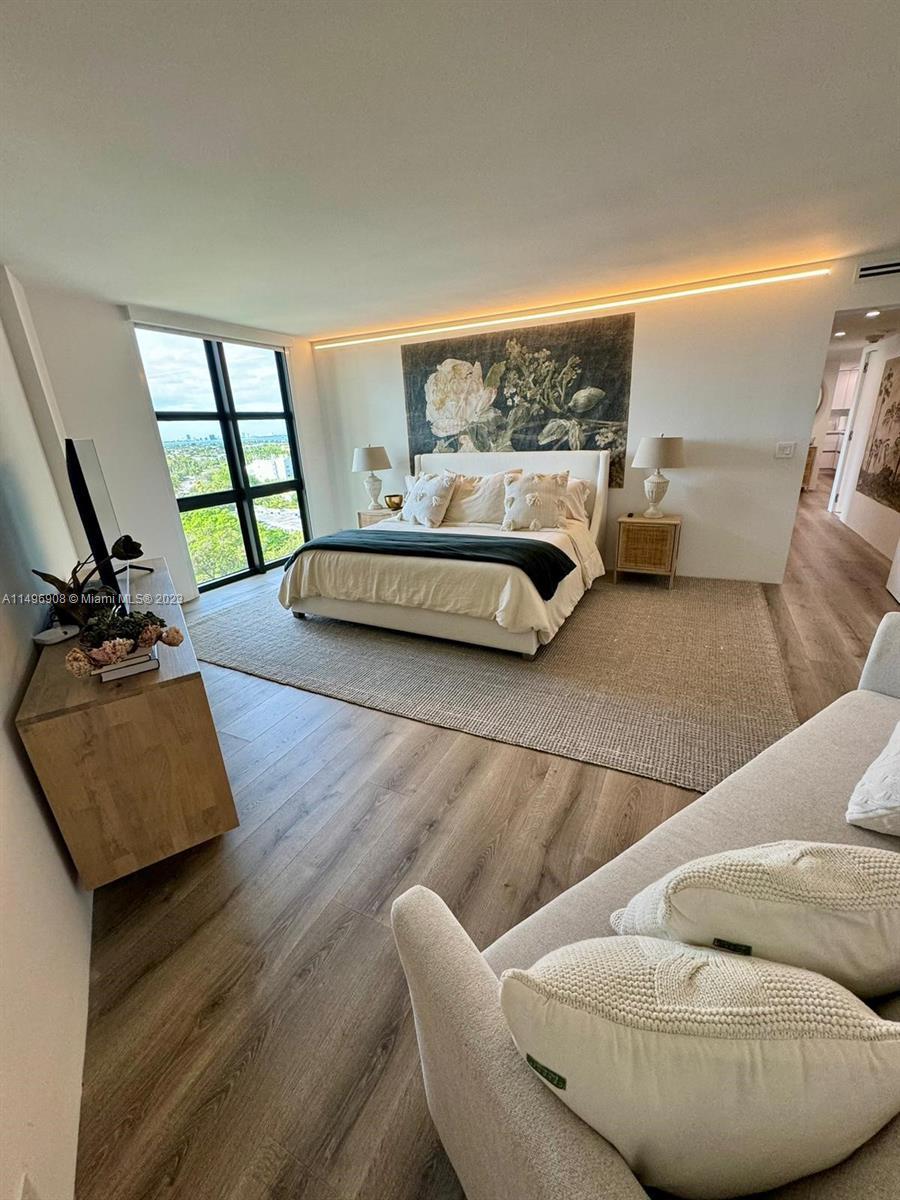 TOWERS OF KEY BISCAYNE CO - Residential Lease