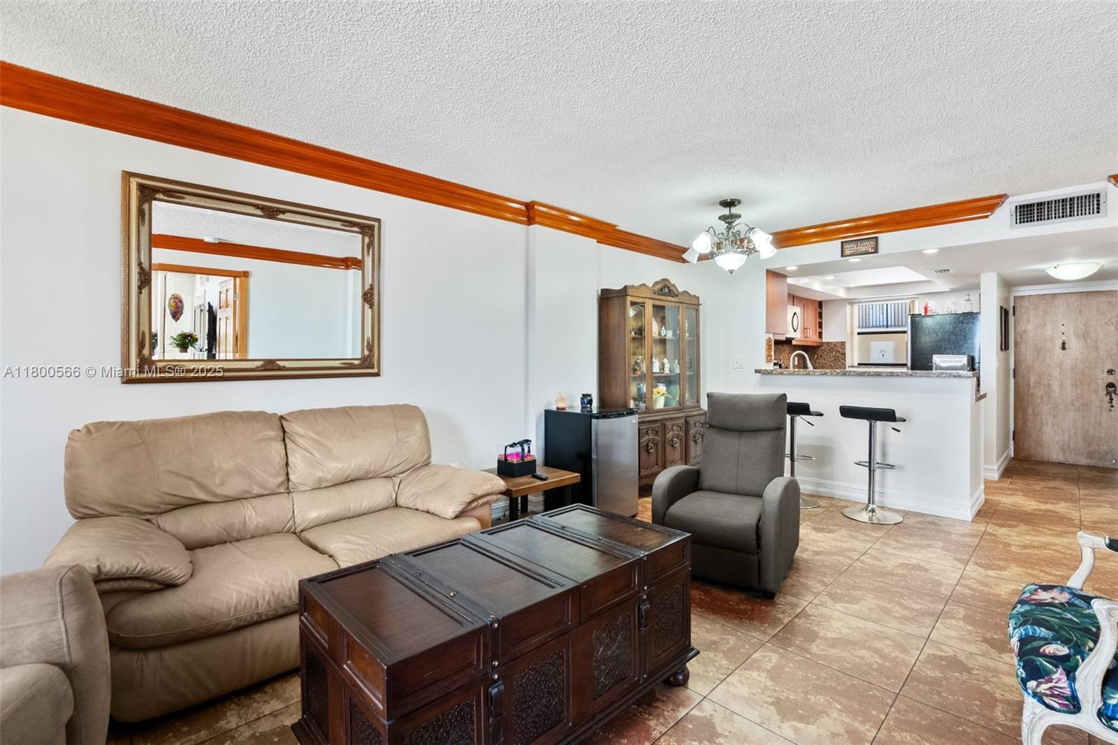 BAY PLAZA CONDO - Residential