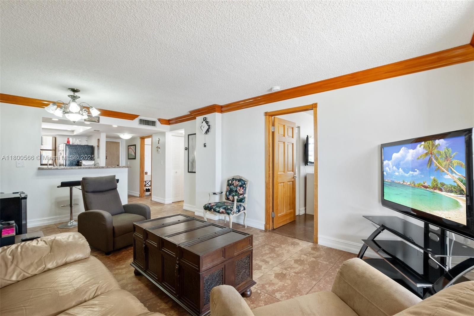 BAY PLAZA CONDO - Residential