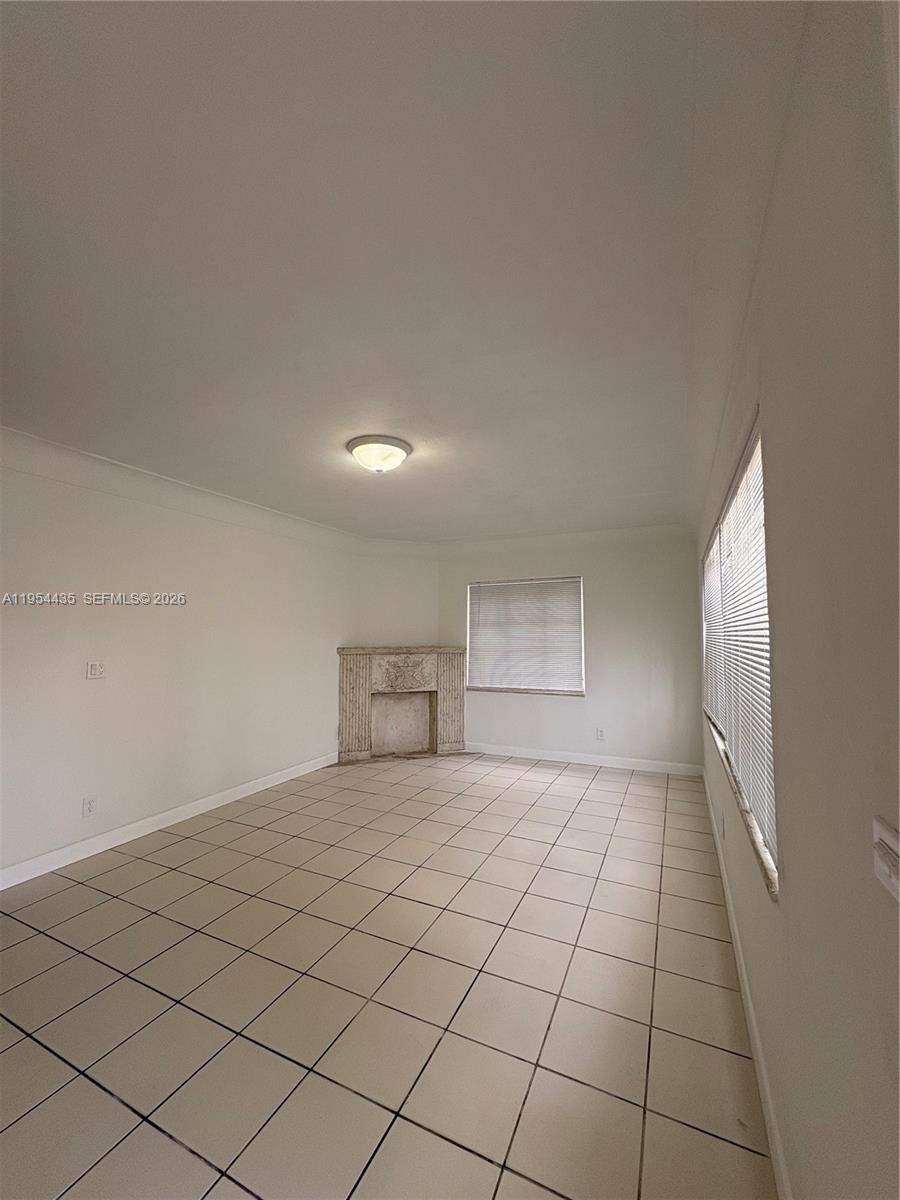 MEADOW LAWN - Residential Lease