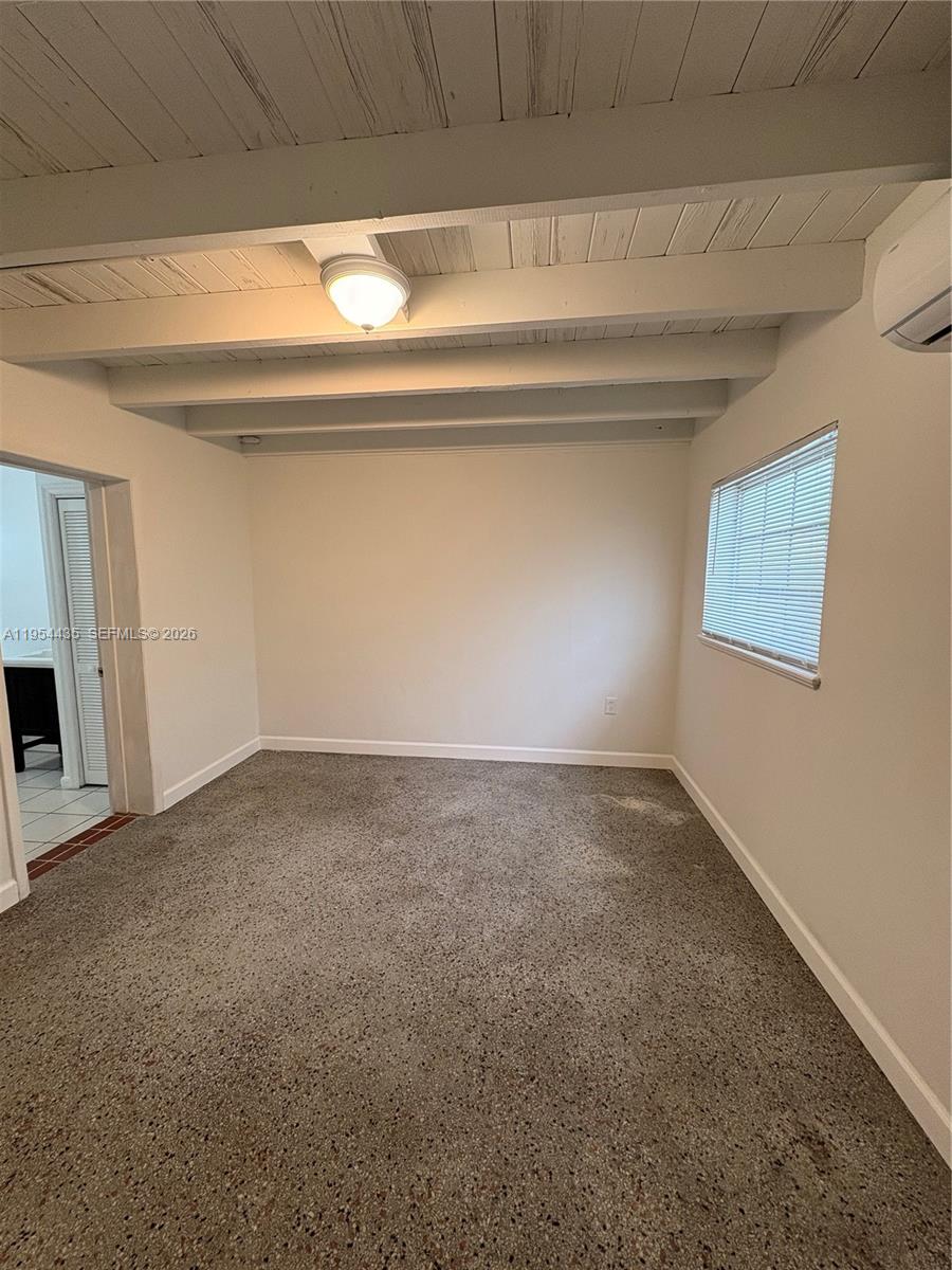 MEADOW LAWN - Residential Lease