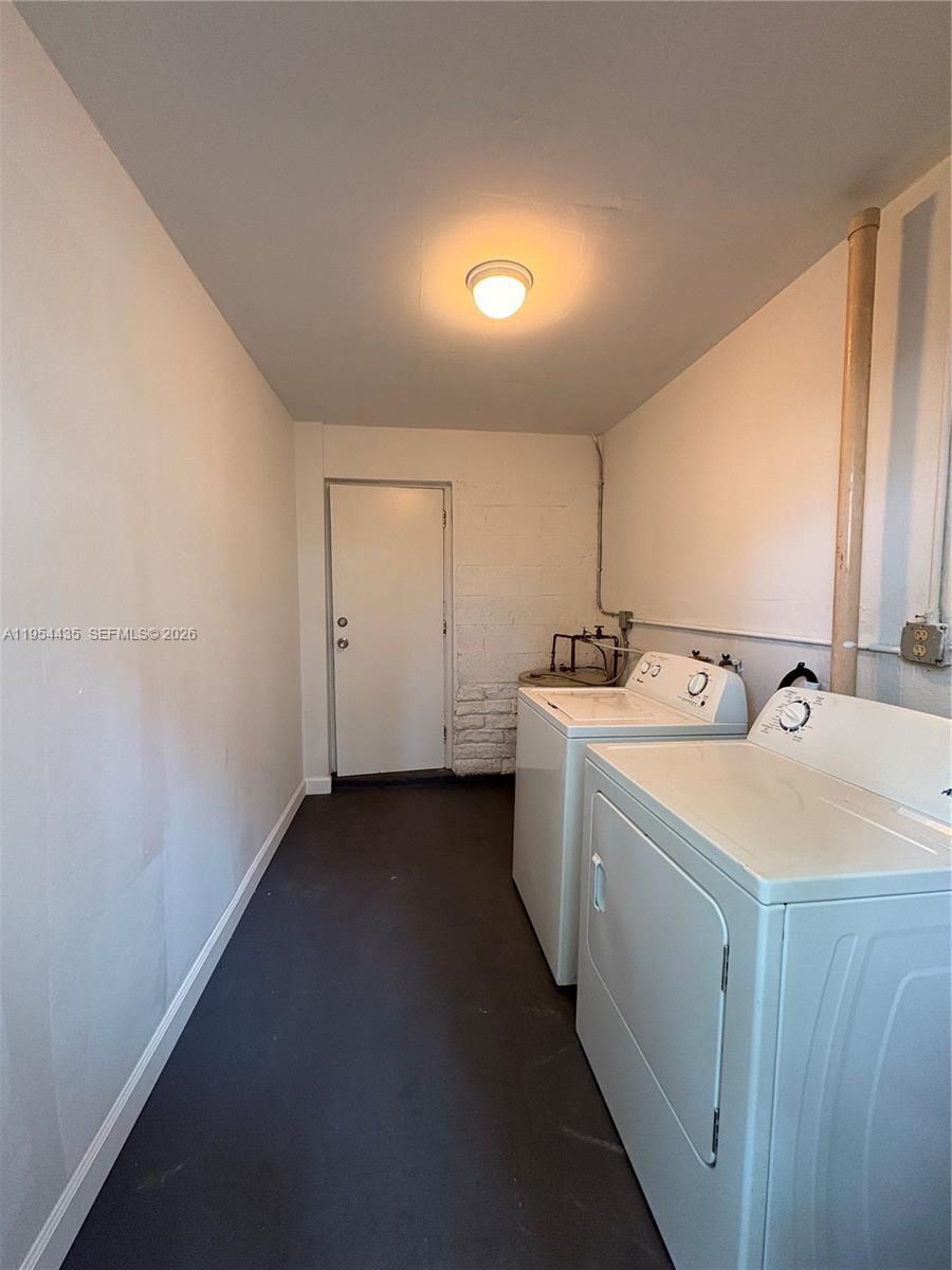 MEADOW LAWN - Residential Lease