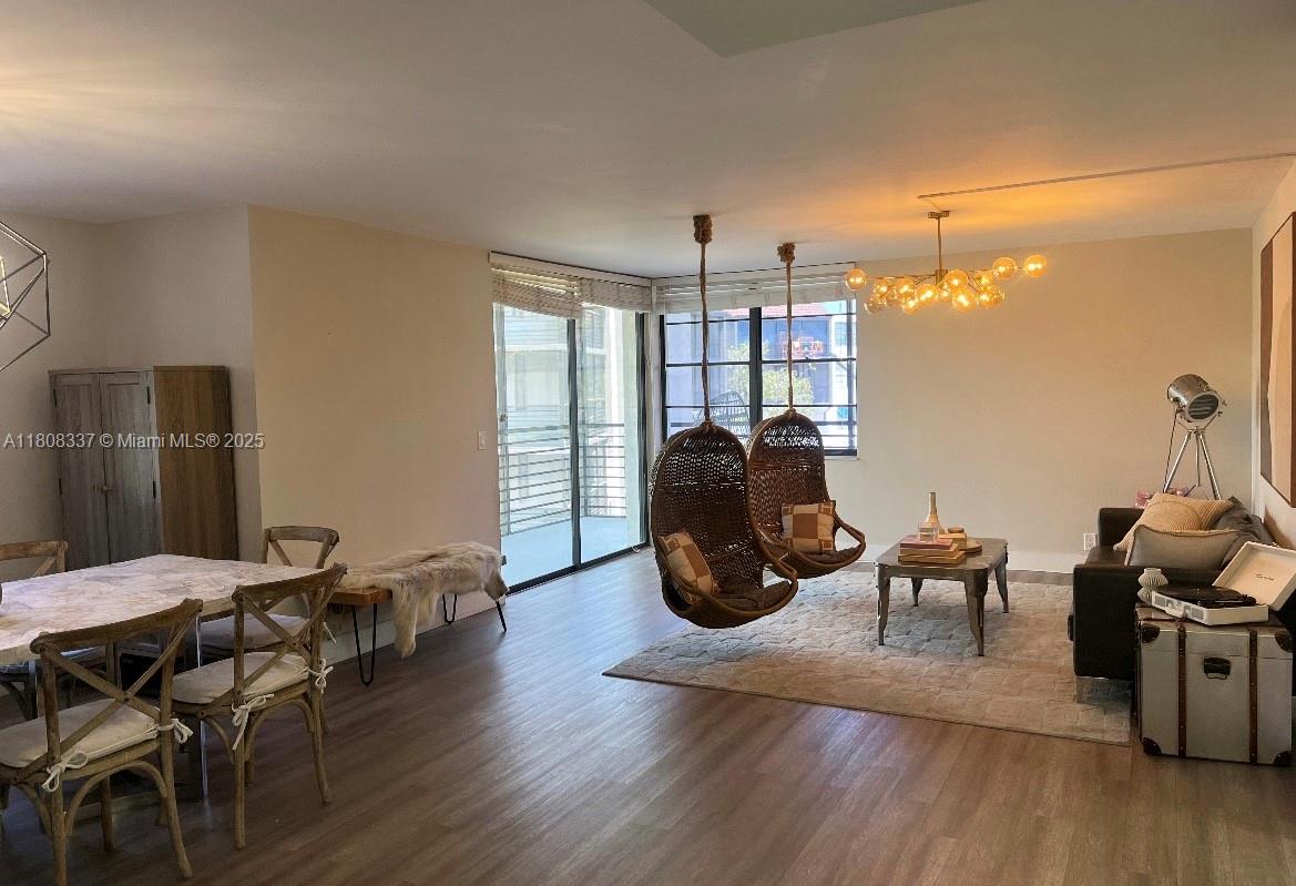 EMERALD HILLS C C APTS CO - Residential
