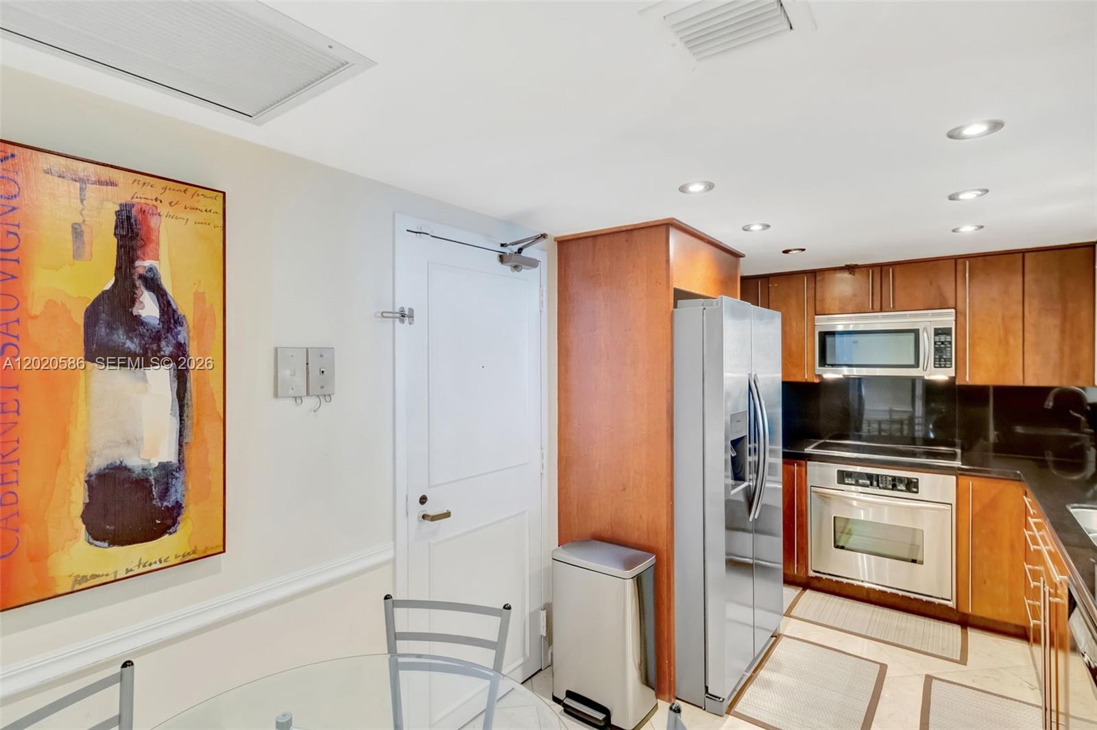 BRICKELL KEY ONE CONDO - Residential