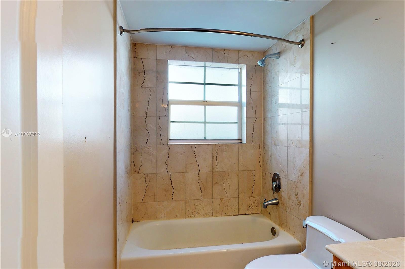 NORTHERN STAR CONDO - Residential