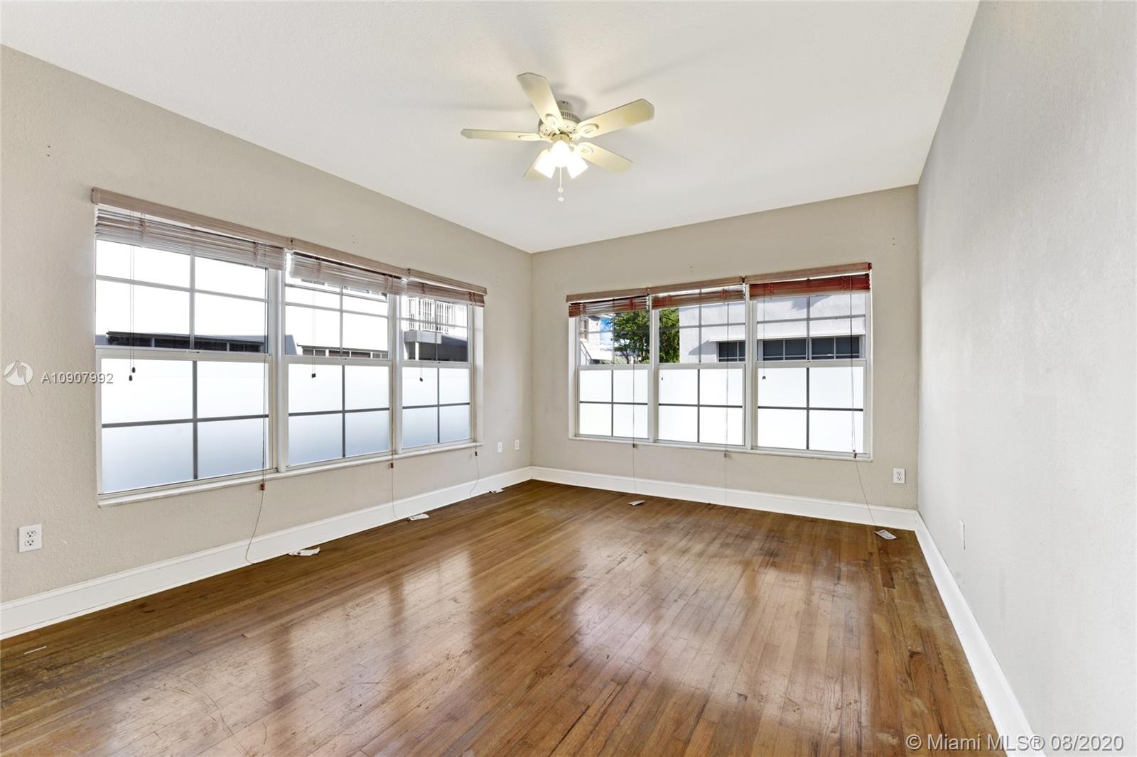 NORTHERN STAR CONDO - Residential