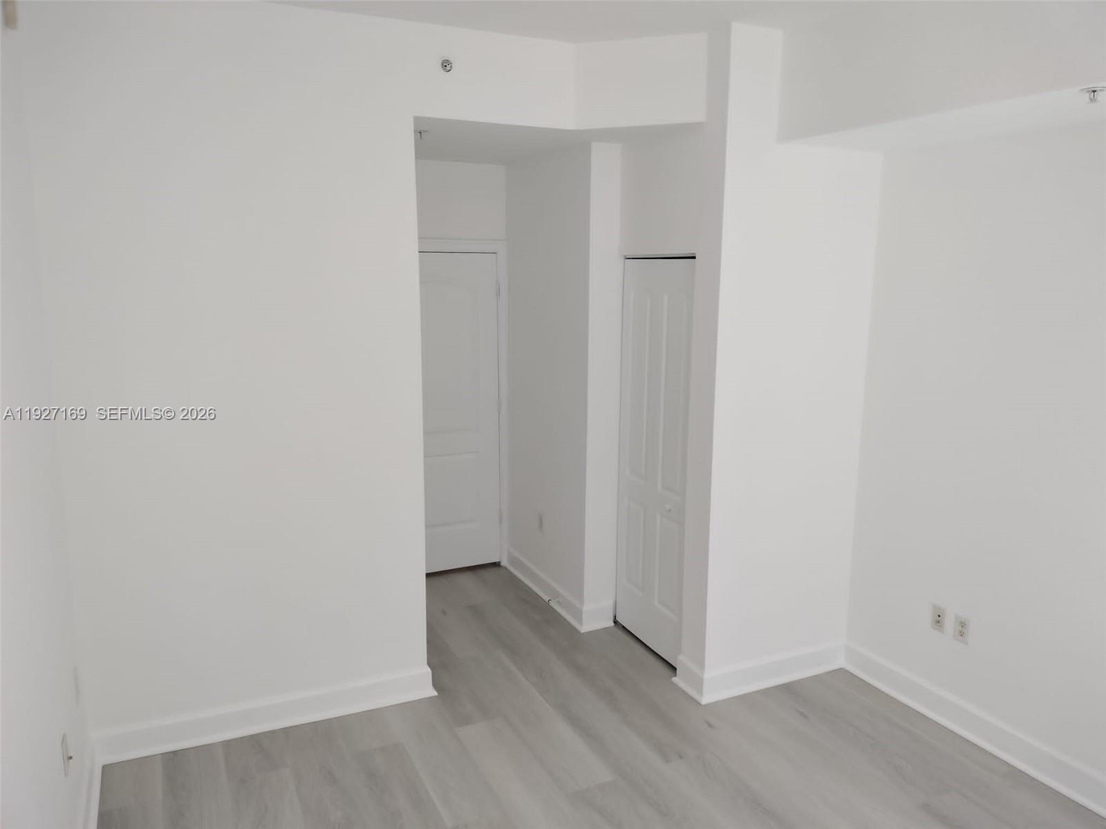 RADIUS CONDO - Residential Lease