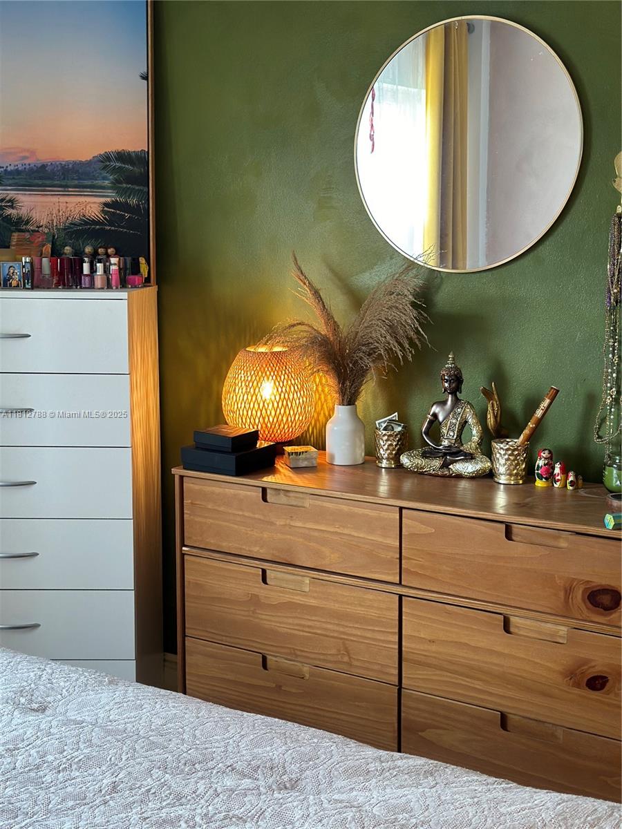 APOLLO CONDO - Residential