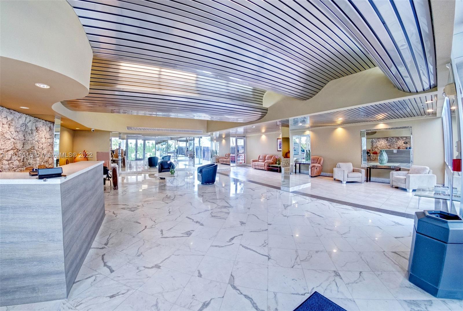 MANATEE CONDO - Residential Lease