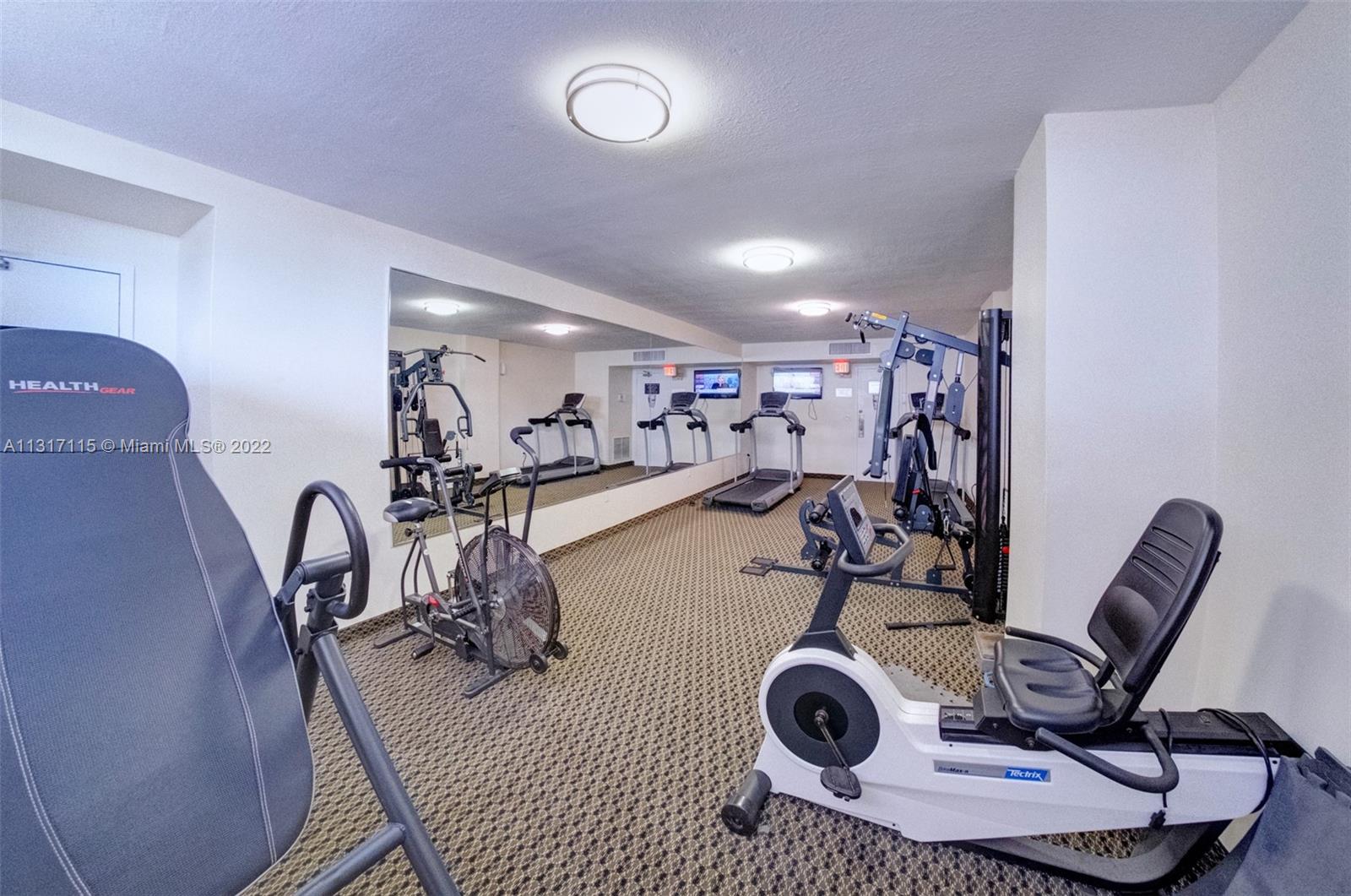 MANATEE CONDO - Residential Lease
