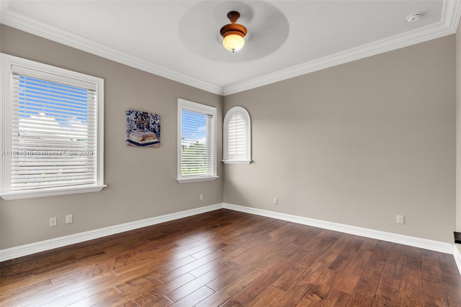 HAWKS LANDING - Residential