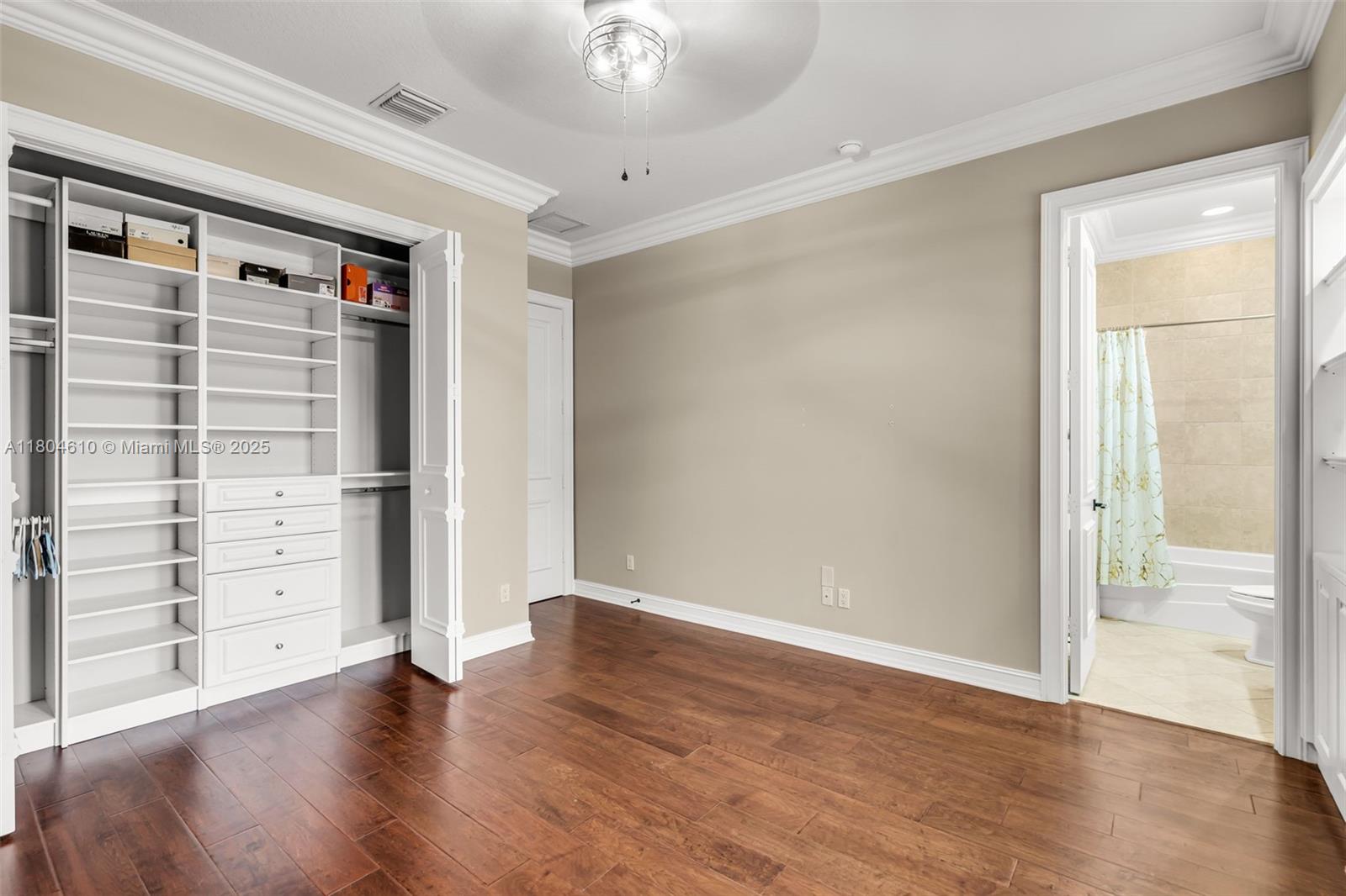 HAWKS LANDING - Residential