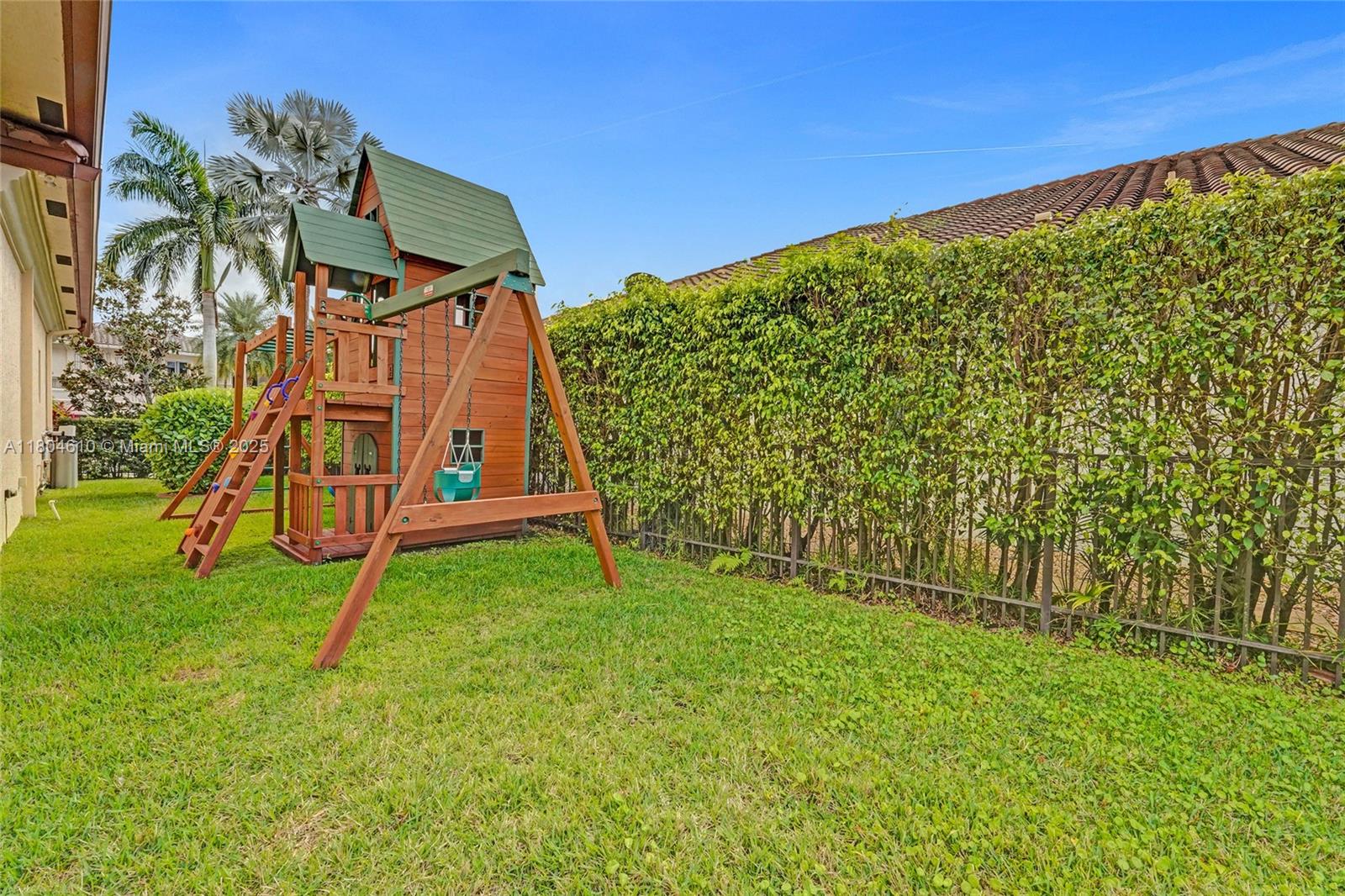 HAWKS LANDING - Residential