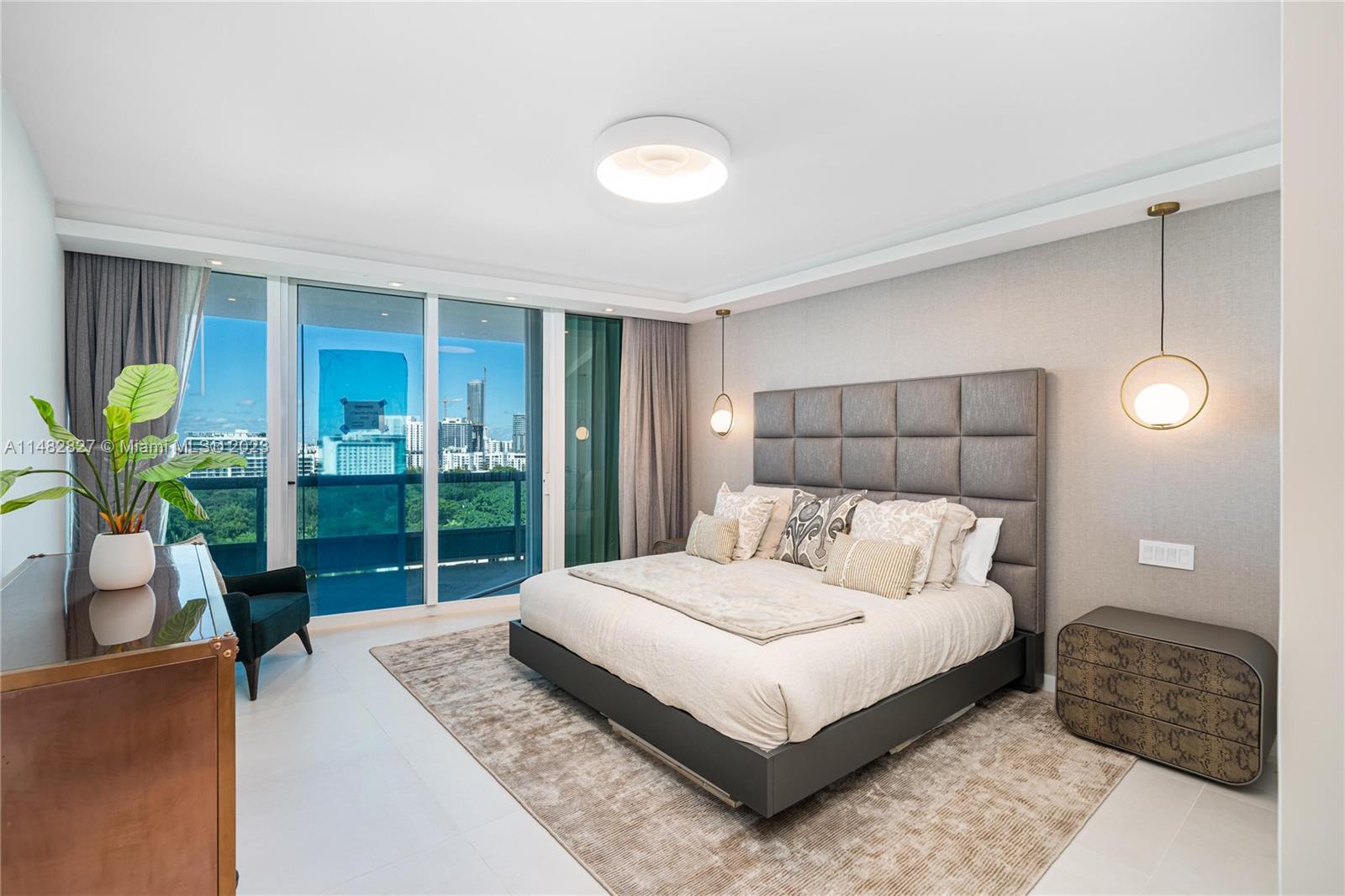 SANTA MARIA CONDO - Residential