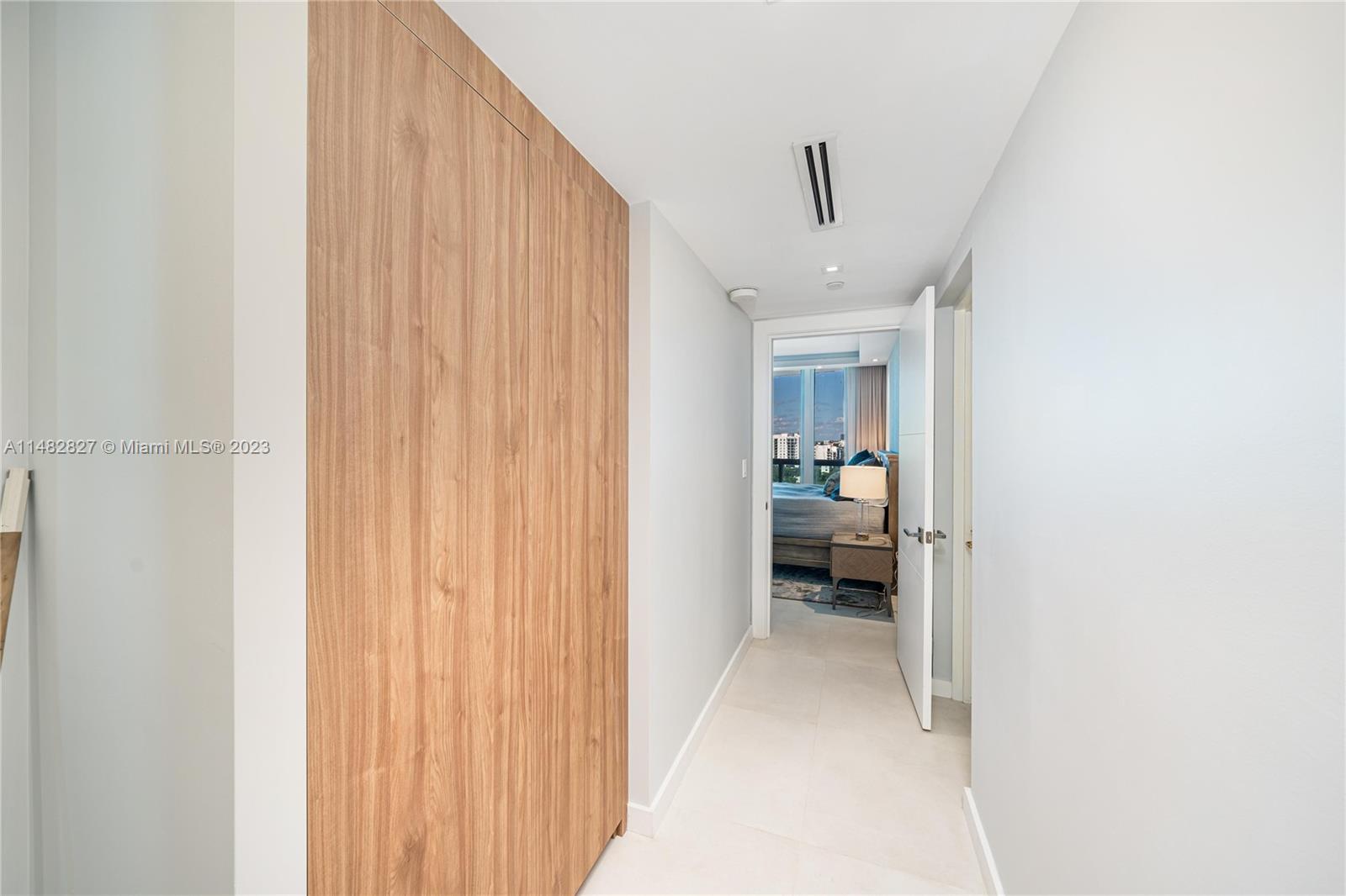 SANTA MARIA CONDO - Residential