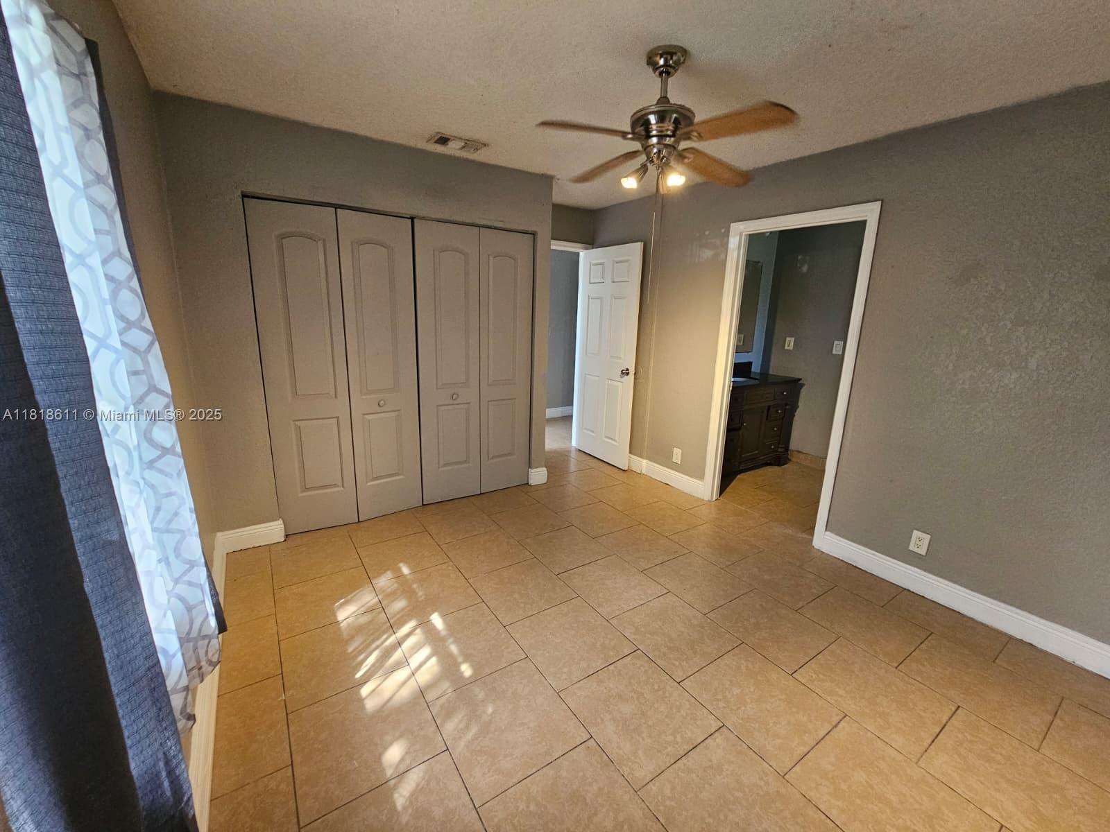 LAUDERDALE HOMESITES - Residential