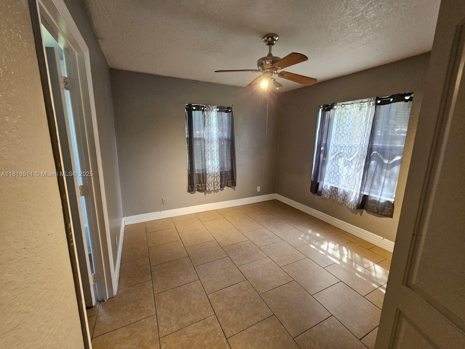 LAUDERDALE HOMESITES - Residential