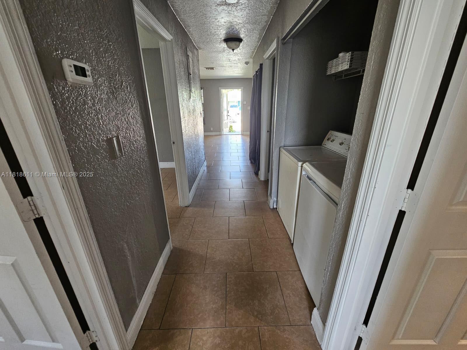 LAUDERDALE HOMESITES - Residential