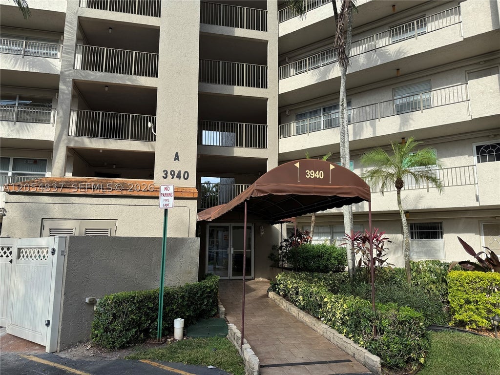 Photo of 3940 Inverrary Blvd #106-A, Lauderhill, FL 33319 (MLS # A12054837)