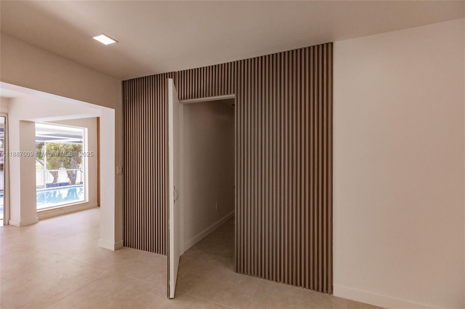 SUNRISE GOLF VILLAGE SEC - Residential