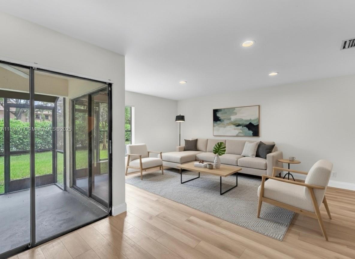 TARTAN COCONUT CREEK PHAS - Residential