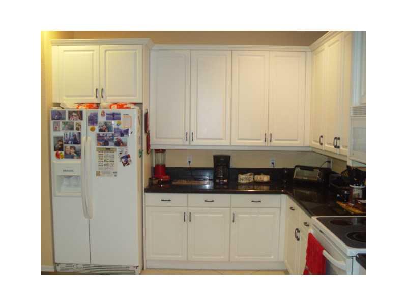 HERON BAY SOUTH 167-44 B - Residential