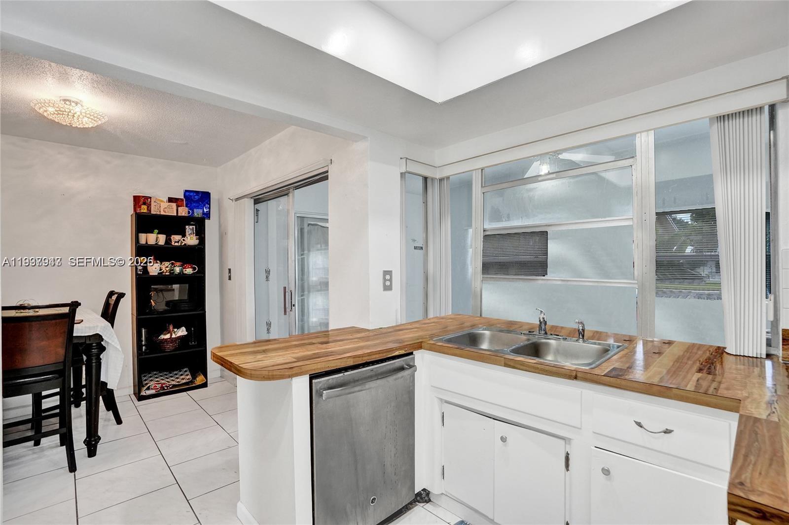 MAINLANDS OF TAMARAC LAKE - Residential