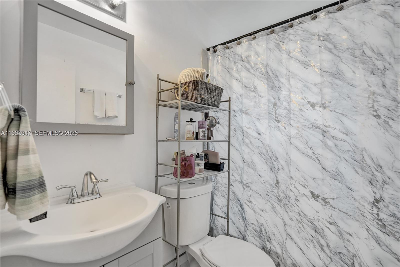 MAINLANDS OF TAMARAC LAKE - Residential