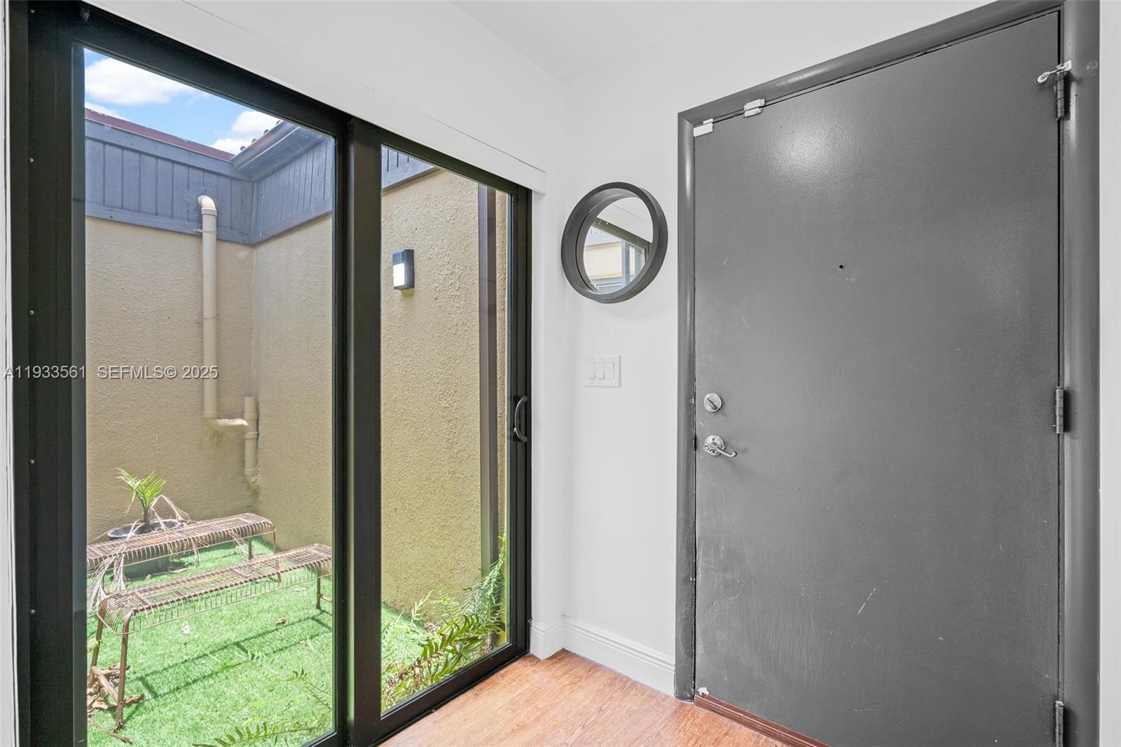 SKY LAKE VILLAS FIRST ADD - Residential